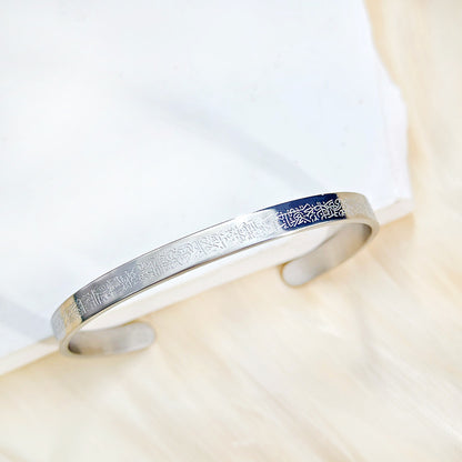 Brazalete elegante para mujer